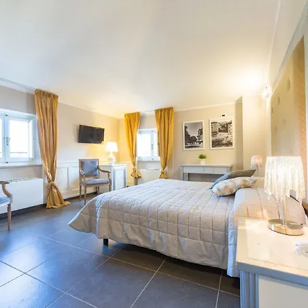 Miro Hotel 3*