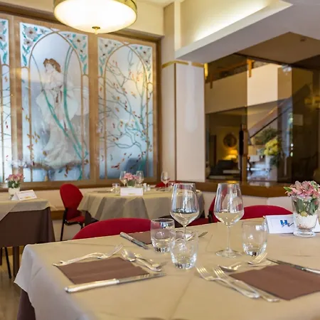 Hotel Mirò 3*